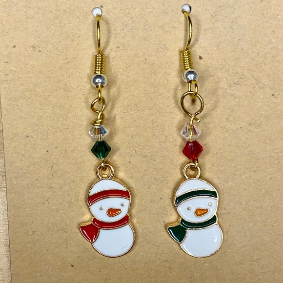 Christmas Holiday Snowmen Dangle Earrings - Picture 1 of 5